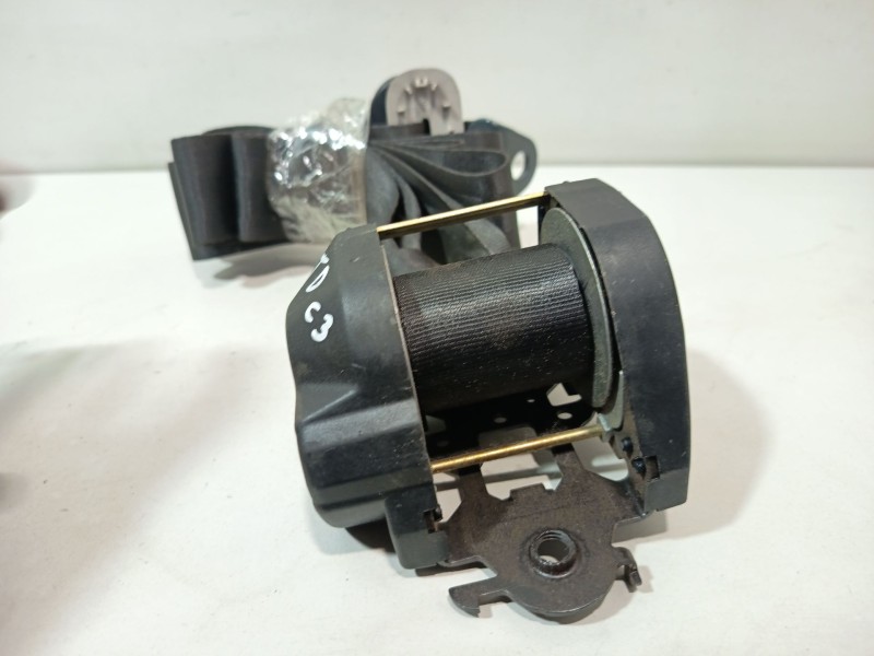Recambio de cinturon seguridad trasero derecho para citroën c3 1.4 audace referencia OEM IAM 33015507  