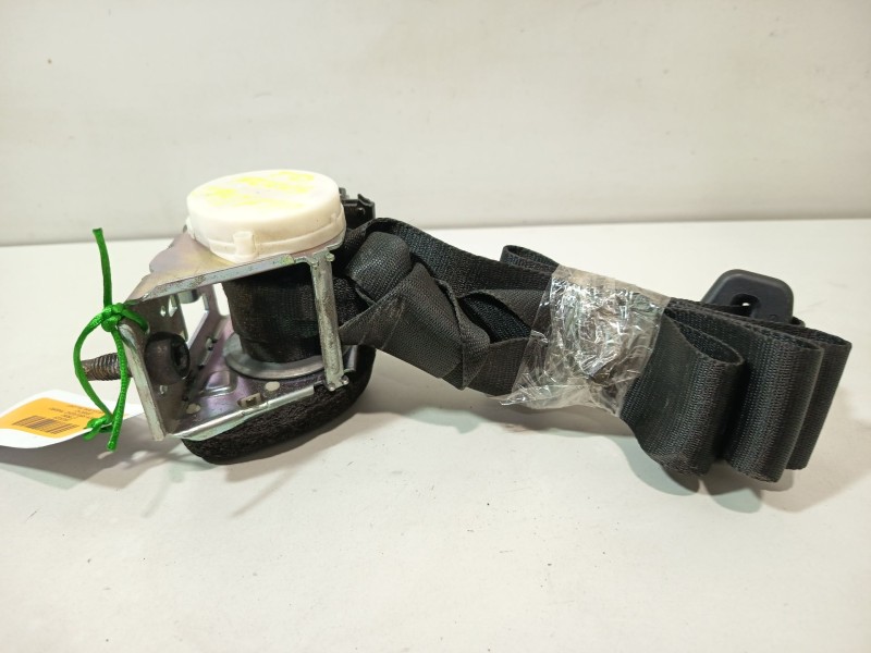 Recambio de cinturon seguridad trasero derecho para ford focus berlina (cap) ambiente (d) referencia OEM IAM 1778062  