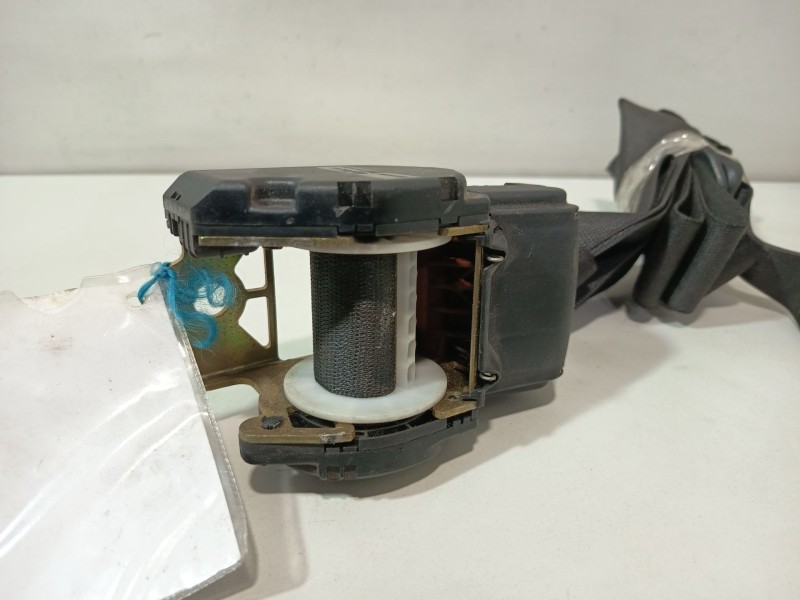 Recambio de cinturon seguridad delantero derecho para bmw serie 3 berlina (e36) referencia OEM IAM   