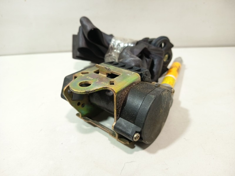 Recambio de cinturon seguridad delantero izquierdo para audi a4 berlina (b5) 1.9 tdi referencia OEM IAM 8D0857706  