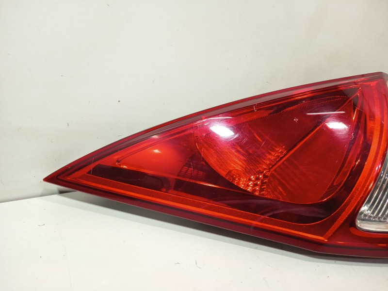 Recambio de piloto trasero izquierdo para hyundai i30 (fd) 1.4 referencia OEM IAM 924012L010  