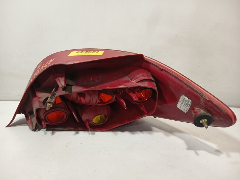 Recambio de piloto trasero derecho para peugeot 307 (3a/c) 1.6 16v referencia OEM IAM 6351P3  