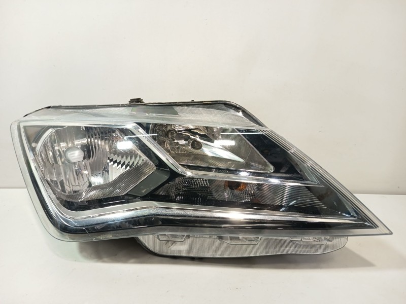 Recambio de faro derecho para seat toledo iv (kg3) 1.6 tdi referencia OEM IAM 90037322 6JB941016 