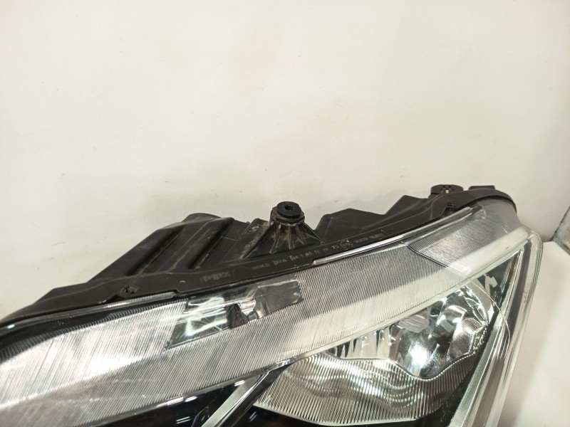 Recambio de faro izquierdo para seat toledo iv (kg3) 1.6 tdi referencia OEM IAM 90037321 6JB941015 