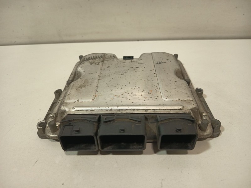 Recambio de centralita motor uce para peugeot 307 (3a/c) 1.6 16v referencia OEM IAM 0281011521  