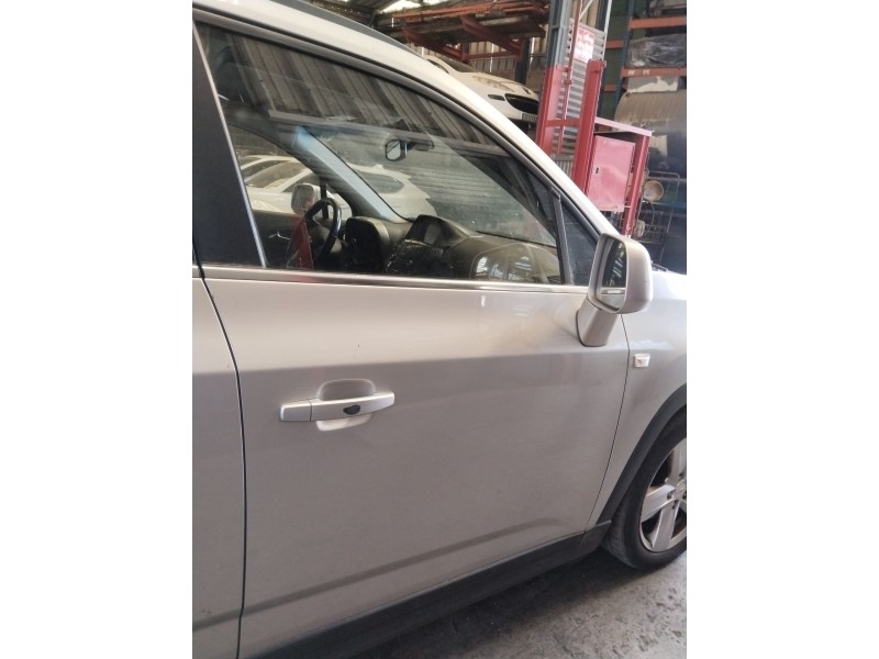 Recambio de puerta delantera derecha para chevrolet orlando (j309) 2.0 d referencia OEM IAM 95242605  