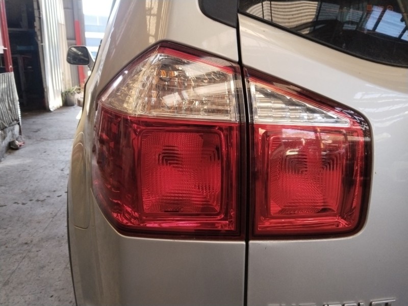 Recambio de piloto trasero izquierdo para chevrolet orlando (j309) 2.0 d referencia OEM IAM 95238338  