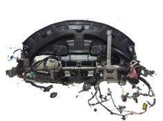 Recambio de salpicadero para renault scenic iii grand bose edition referencia OEM IAM 681007952R   2