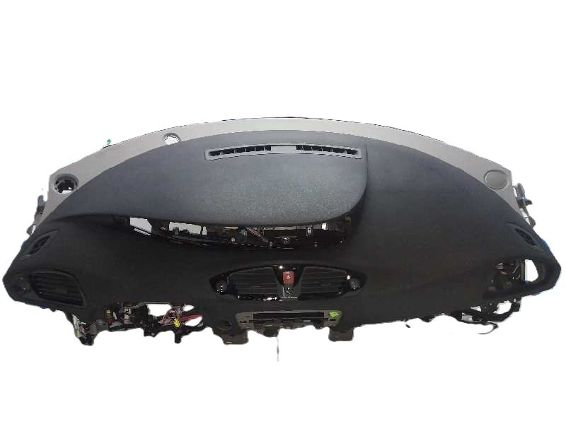 Recambio de salpicadero para renault scenic iii grand bose edition referencia OEM IAM 681007952R  