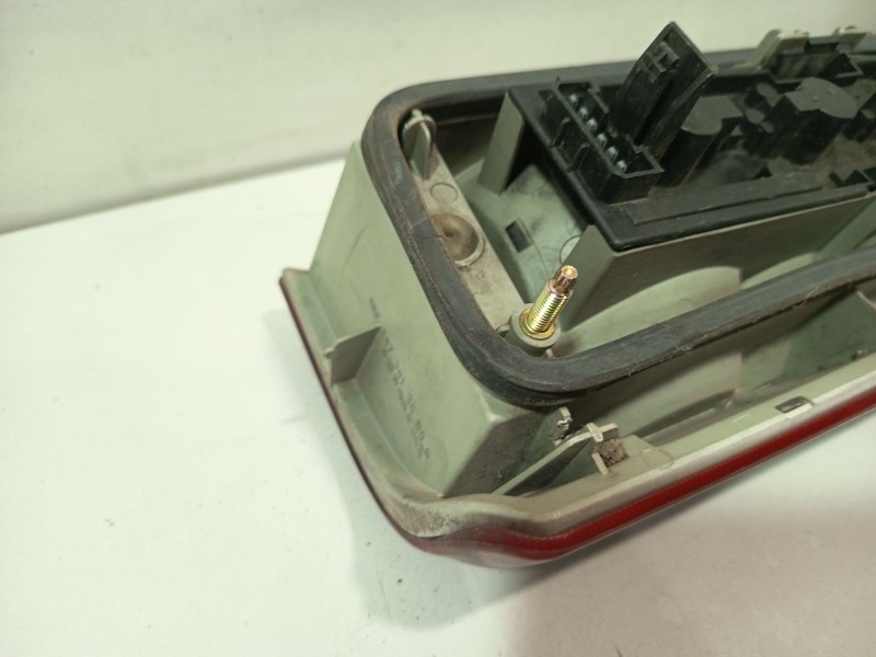 Recambio de piloto trasero izquierdo para peugeot expert (224_) 1.9 td referencia OEM IAM 02RS1  
