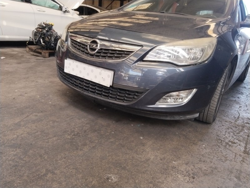 Recambio de paragolpes delantero para opel astra h twintop (a04) 1.6 (l67) referencia OEM IAM 13348047  