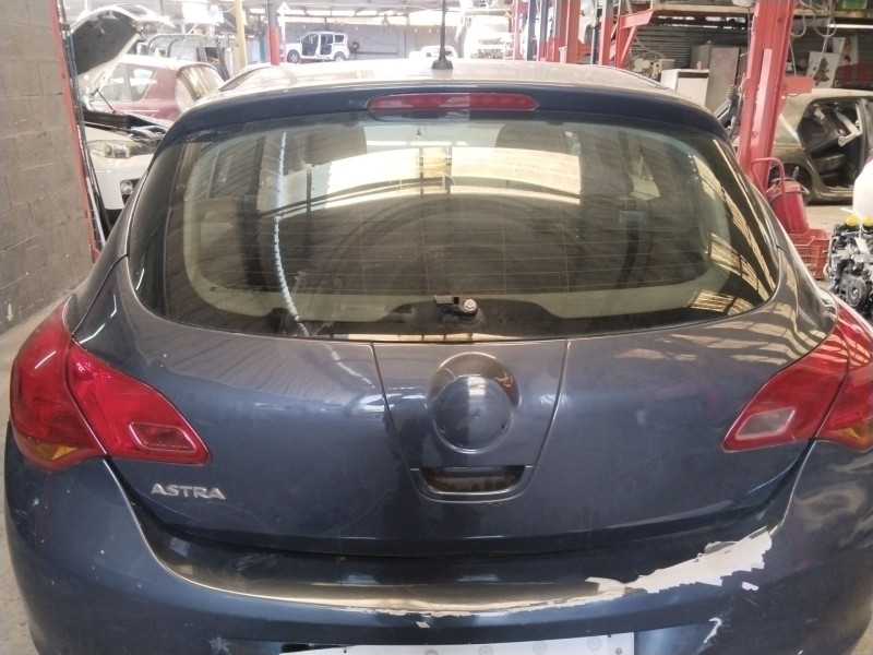 Recambio de porton trasero para opel astra h twintop (a04) 1.6 (l67) referencia OEM IAM 13372624  