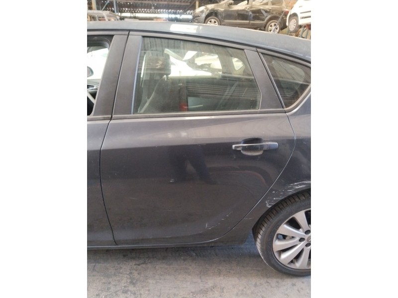 Recambio de puerta trasera izquierda para opel astra h twintop (a04) 1.6 (l67) referencia OEM IAM 13285610  