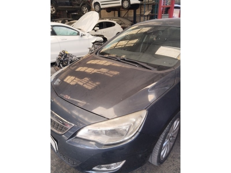 Recambio de capot delantero para opel astra h twintop (a04) 1.6 (l67) referencia OEM IAM 39014121  