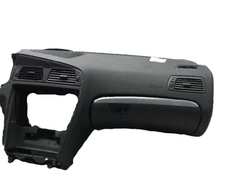 Recambio de salpicadero para volvo xc70 d5 awd momentum referencia OEM IAM 39873733  