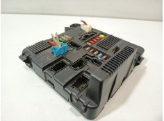 Recambio de caja reles / fusibles para renault megane ii station wagon (km0/1_) 1.5 dci (km02, km13) referencia OEM IAM 82003060 2