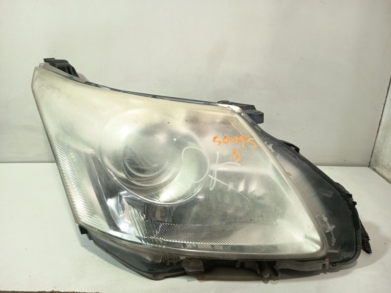 Recambio de faro delantero para toyota avensis sedán (_t27_) 2.2 d-4d (adt271_) referencia OEM IAM 8112605310  