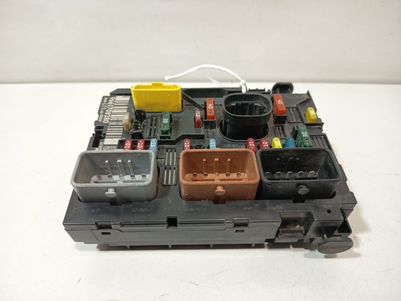 Recambio de caja reles / fusibles para peugeot 307 (3a/c) 1.4 16v referencia OEM IAM 9661708280  