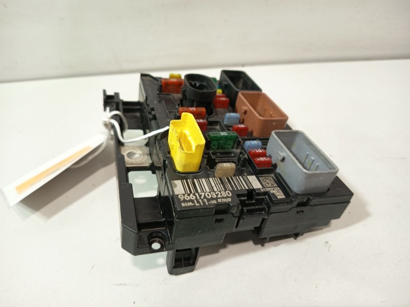 Recambio de caja reles / fusibles para peugeot 307 (3a/c) 1.4 16v referencia OEM IAM 9661708280  