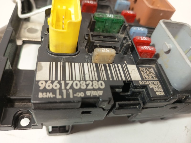 Recambio de caja reles / fusibles para peugeot 307 (3a/c) 1.4 16v referencia OEM IAM 9661708280  