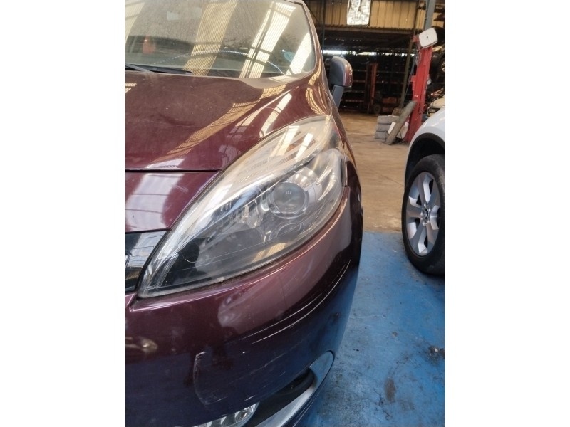 Recambio de faro izquierdo para renault scénic iii (jz0/1_) 1.2 tce (jz16) referencia OEM IAM 260606760R  