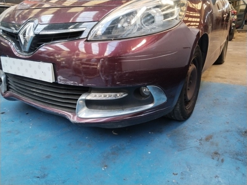 Recambio de paragolpes delantero para renault scénic iii (jz0/1_) 1.2 tce (jz16) referencia OEM IAM 620222226R  