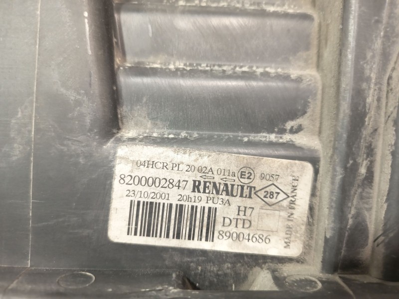 Recambio de faro derecho para renault laguna ii grandtour (kg0) dynamique referencia OEM IAM 7701048931  
