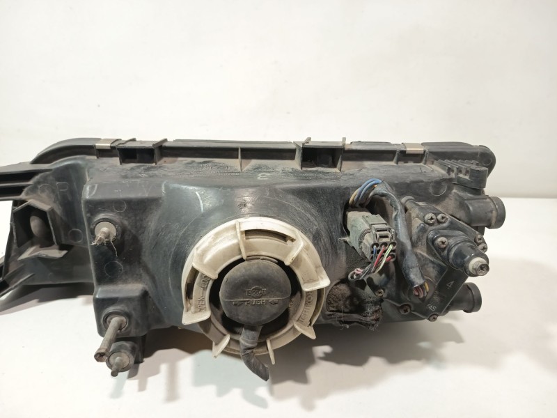 Recambio de faro derecho para nissan almera (n15) gx referencia OEM IAM 260101N726  