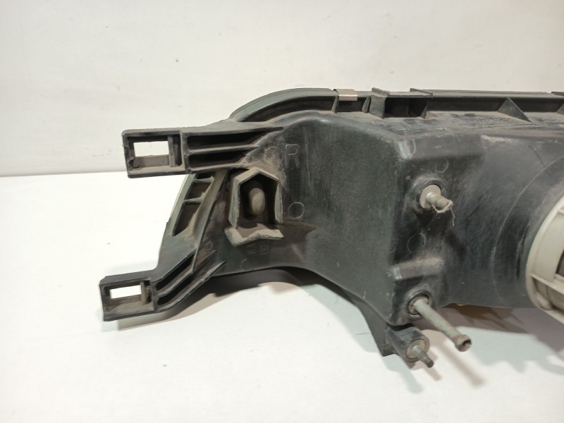 Recambio de faro derecho para nissan almera (n15) gx referencia OEM IAM 260101N726  