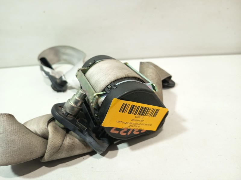 Recambio de cinturon seguridad delantero izquierdo para dacia sandero (bs_) 1.2 16v referencia OEM IAM 8200934797  