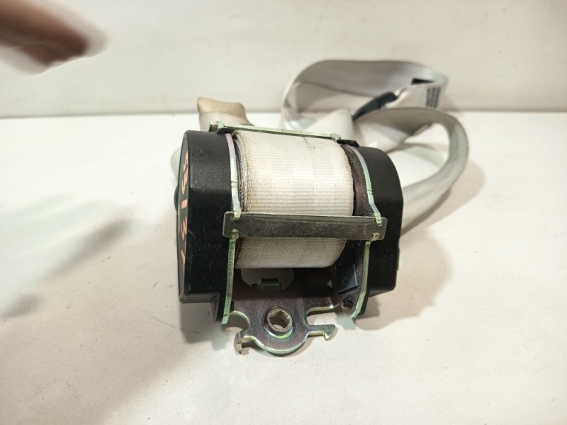 Recambio de cinturon seguridad trasero derecho para dacia sandero (bs_) 1.2 16v referencia OEM IAM 8200751262  