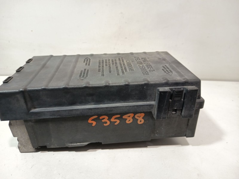 Recambio de caja reles / fusibles para chrysler voyager iv (rg, rs) 2.5 crd referencia OEM IAM 10020AU  