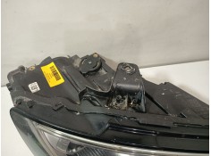 Recambio de faro derecho para audi a3 sportback (8va, 8vf) 2.0 tdi referencia OEM IAM 8V0941006E 90104557  2