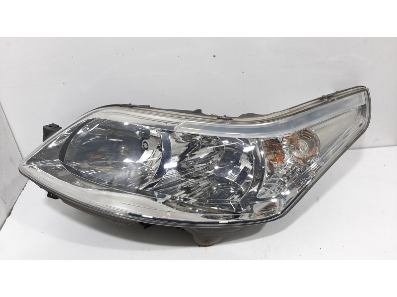 Recambio de faro izquierdo para citroën c4 berlina collection referencia OEM IAM 620853 04018 