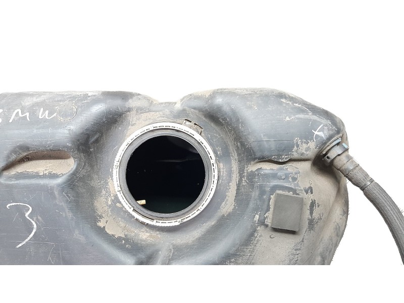 Recambio de deposito combustible para bmw serie 1 berlina (e81/e87) 118d referencia OEM IAM 16117283801  