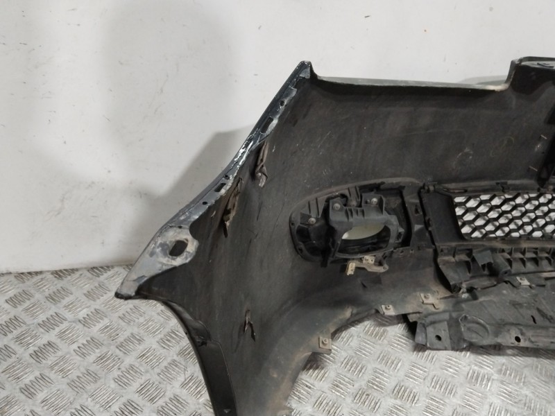 Recambio de paragolpes delantero para mazda 3 (bk) 1.6 di turbo referencia OEM IAM BR5S50031BAA  