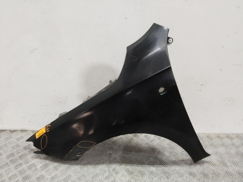 Recambio de aleta delantera izquierda para skoda rapid (nh3, nk3, nk6) 1.6 tdi referencia OEM IAM 5JA821021B  