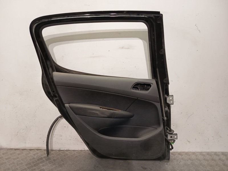 Recambio de puerta trasera izquierda para peugeot 308 cc (2009) 200 referencia OEM IAM 9006R7 NEGRA OFERTA
