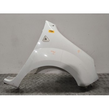 ALETA DELANTERA DERECHA 631009162R BLANCO