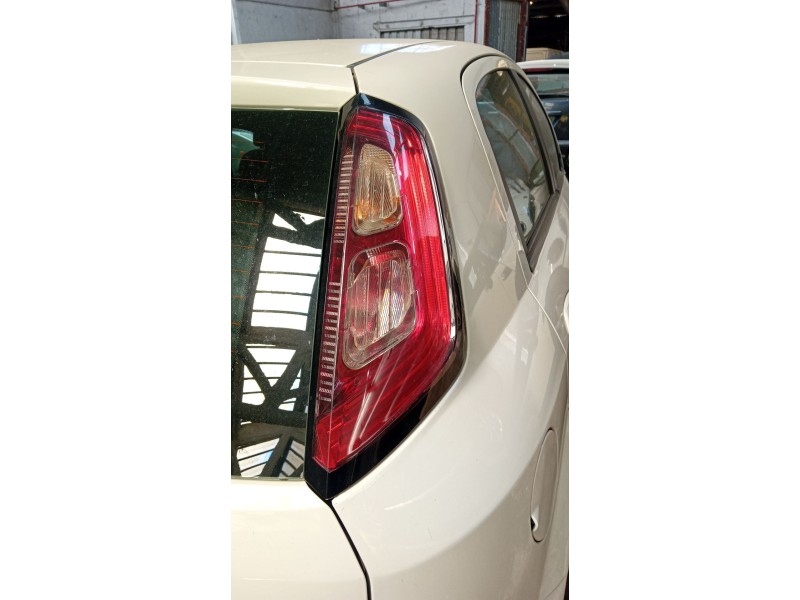 Recambio de piloto trasero derecho para fiat grande punto (199_) 1.6 d multijet referencia OEM IAM 0000051927094  