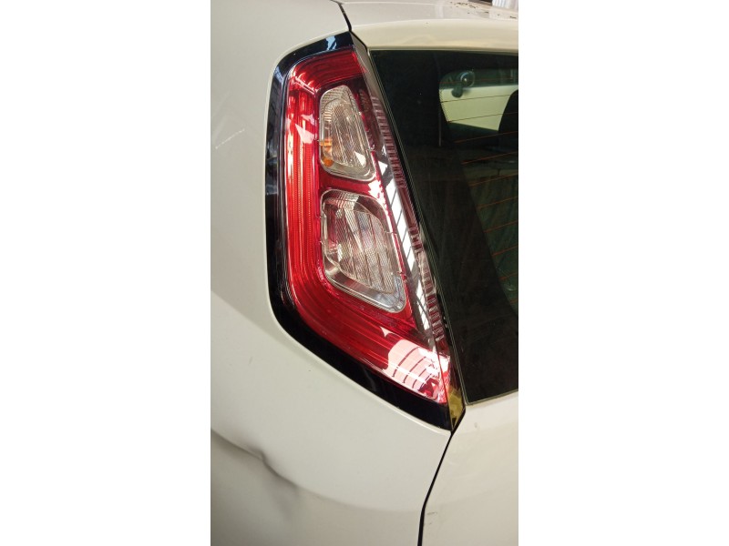 Recambio de piloto trasero izquierdo para fiat grande punto (199_) 1.6 d multijet referencia OEM IAM 0000051927095  