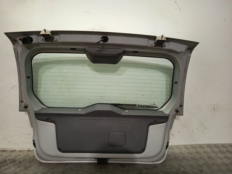Recambio de porton trasero para hyundai getz (tb) 1.1 referencia OEM IAM 737001C010  