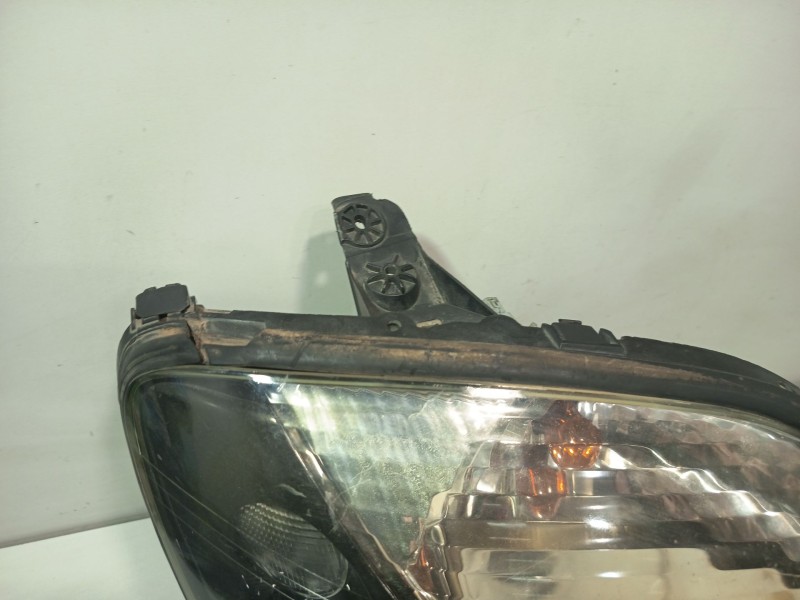 Recambio de faro derecho para renault scenic ii authentique referencia OEM IAM 7700432093 7701047602 