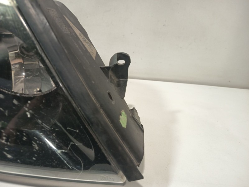 Recambio de faro derecho para renault scenic ii authentique referencia OEM IAM 7700432093 7701047602 