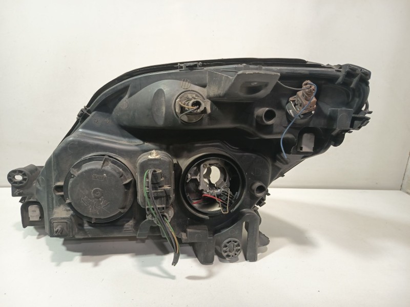 Recambio de faro derecho para renault megane i scenic (ja0) 1.4 16v kaleido referencia OEM IAM 260102746R  