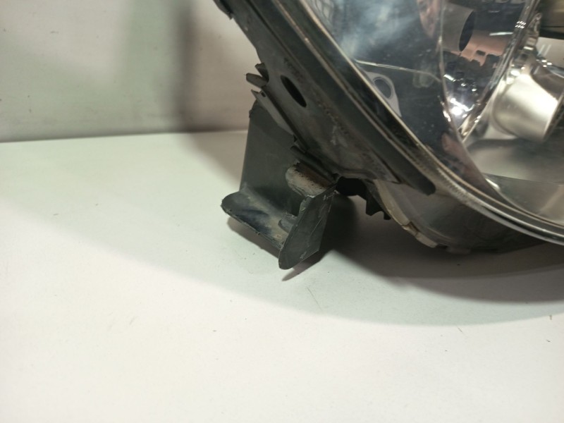 Recambio de faro derecho para renault scenic (ja..) 1.9 dci authentique referencia OEM IAM 260101792R  