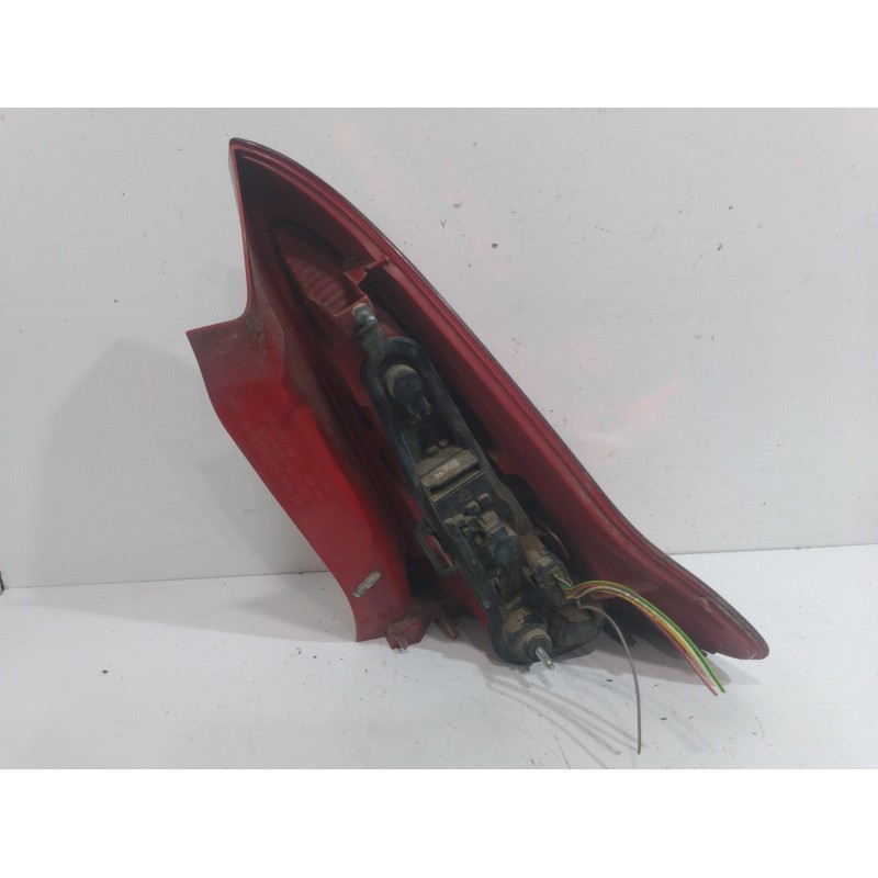 PILOTO TRASERO IZQUIERDO 6350T8  - imagen 2