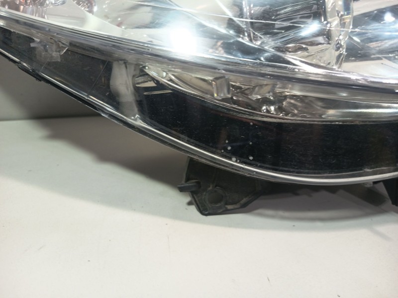 Recambio de faro derecho para peugeot 307 (3a/c) 1.6 16v referencia OEM IAM 085501137R  
