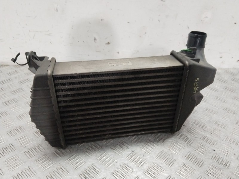 Recambio de intercooler para opel zafira / zafira family b (a05) 1.9 cdti (m75) referencia OEM IAM 13213402  