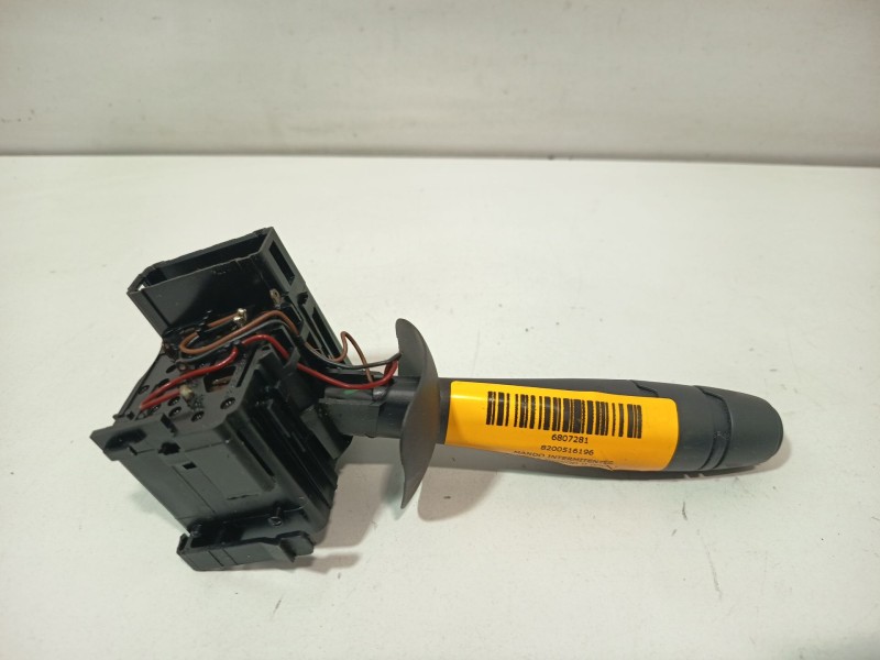 Recambio de mando intermitentes para renault twingo ii (cn0_) 1.2 turbo (cn0c, cn0f) referencia OEM IAM 8200516196  